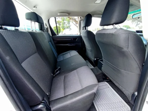 HILUX 2022 - Image 4