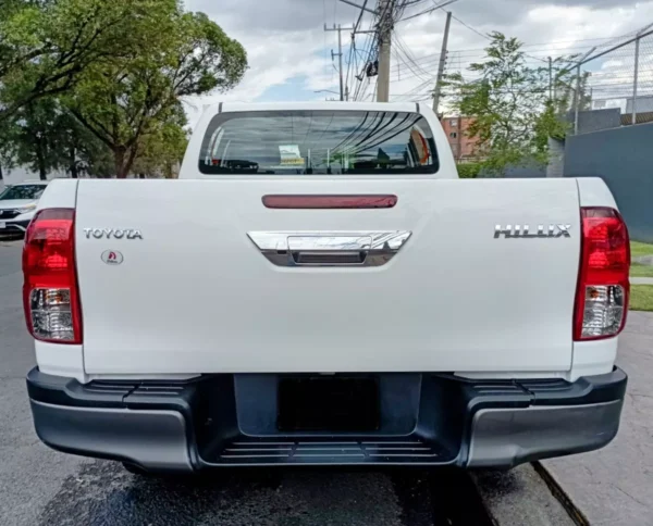 HILUX 2022 - Image 5