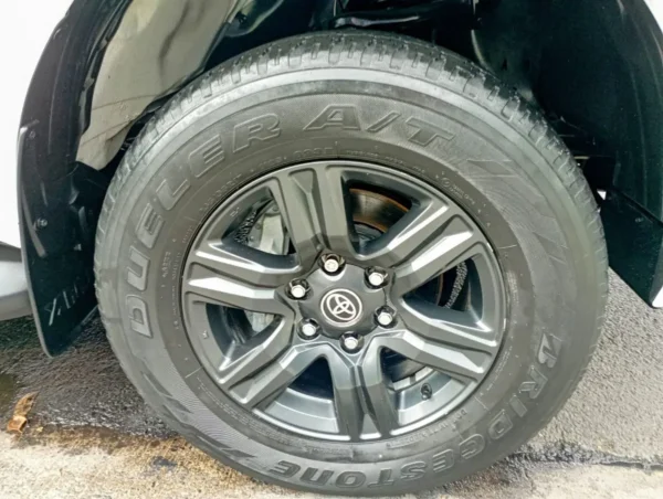 HILUX 2022 - Image 7