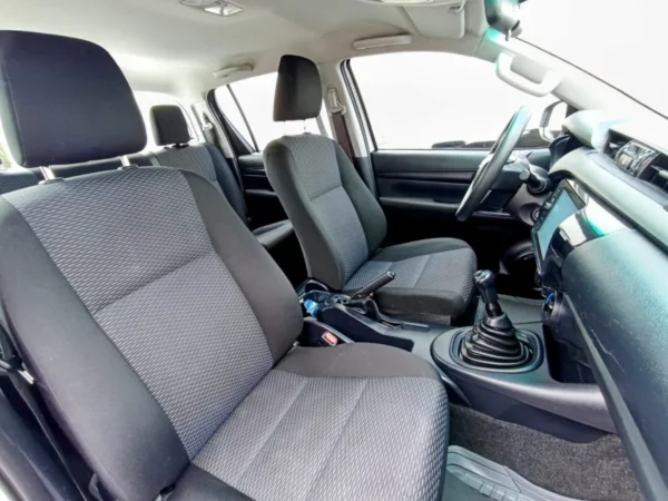 HILUX 2022 - Image 8