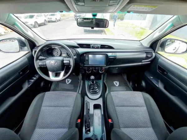 HILUX 2022 - Image 2