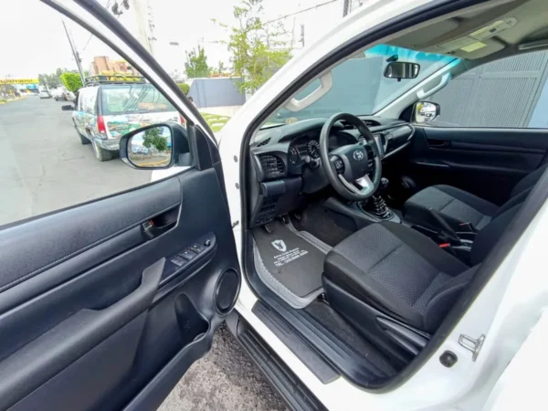 HILUX 2022 - Image 14